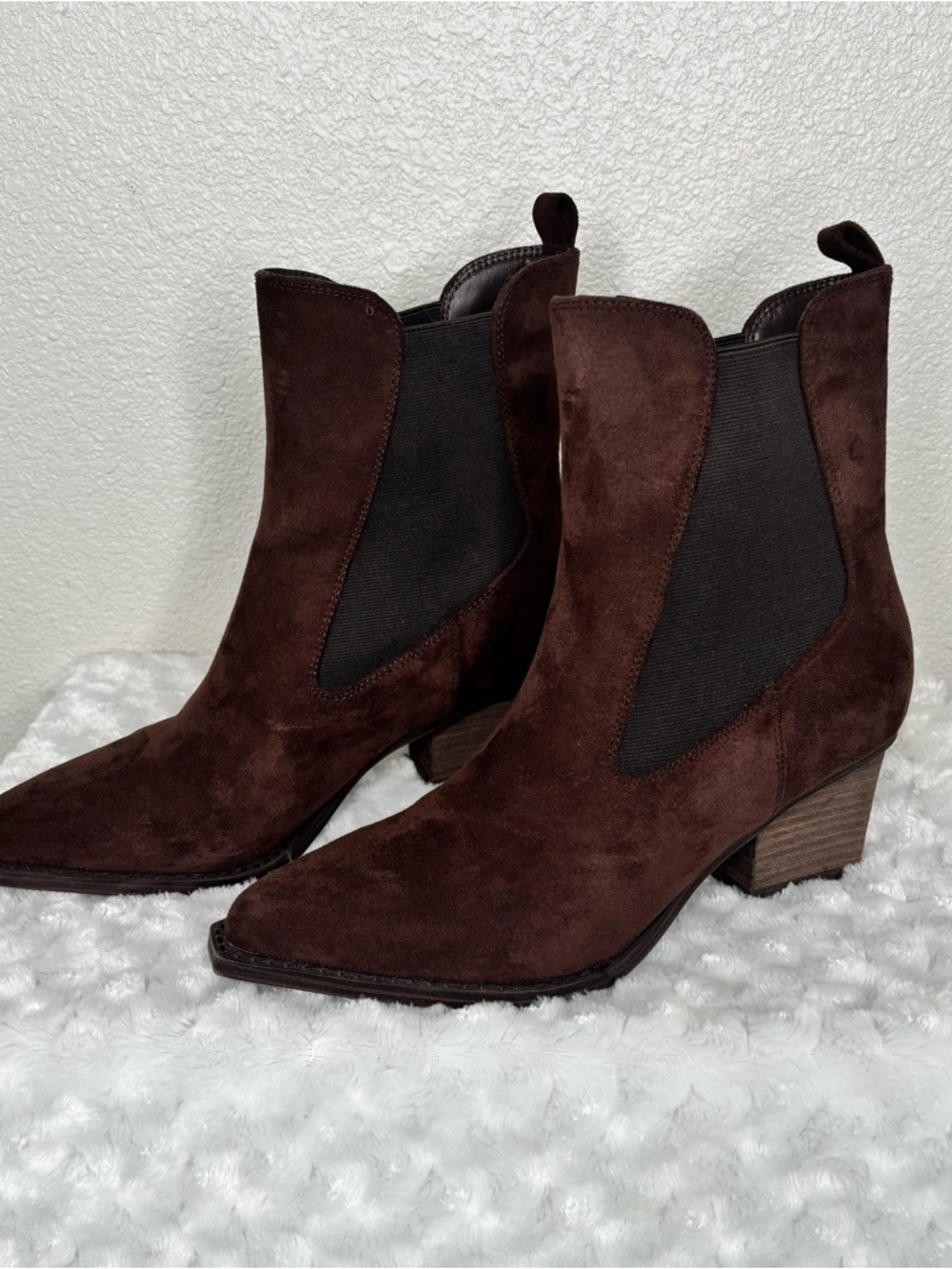 Dolce Vita Jesica Chelsea Dark Brown Suede Ankle Booties with Block Heel Sz 9M